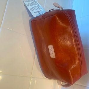 Men toiletries travel bags